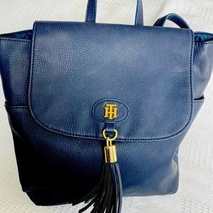 Like new Navy Blue Tommy Hilfiger leather bag